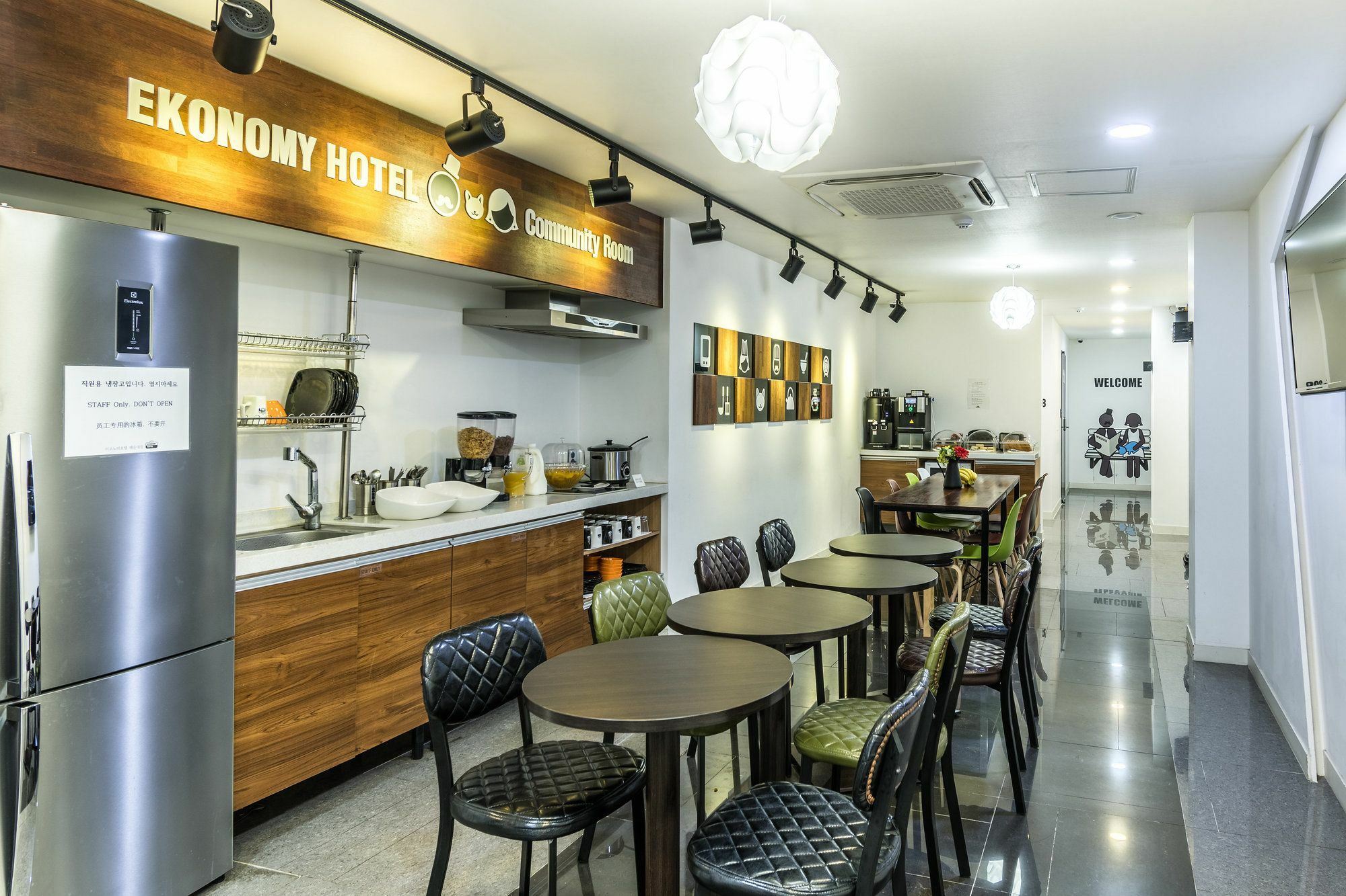 Ekonomy Haeundae Hostel Busan Exterior foto